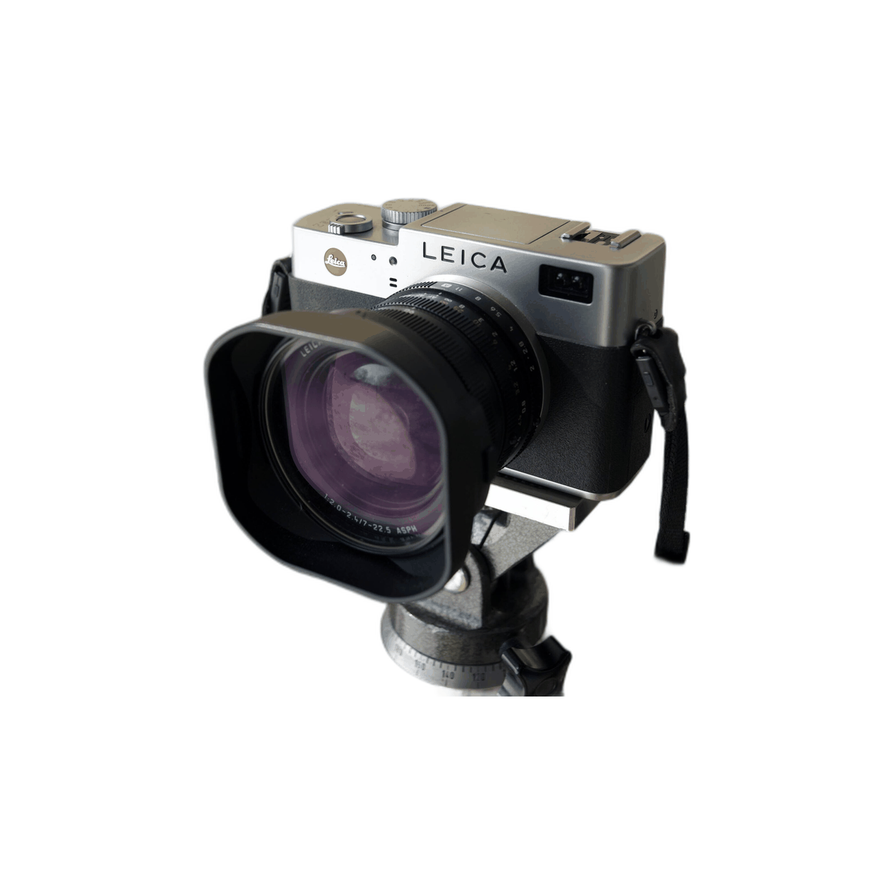 Archive illustration for Leica Digilux 2