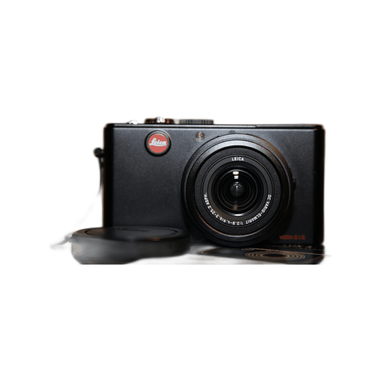 Archive illustration for Leica D-LUX 3
