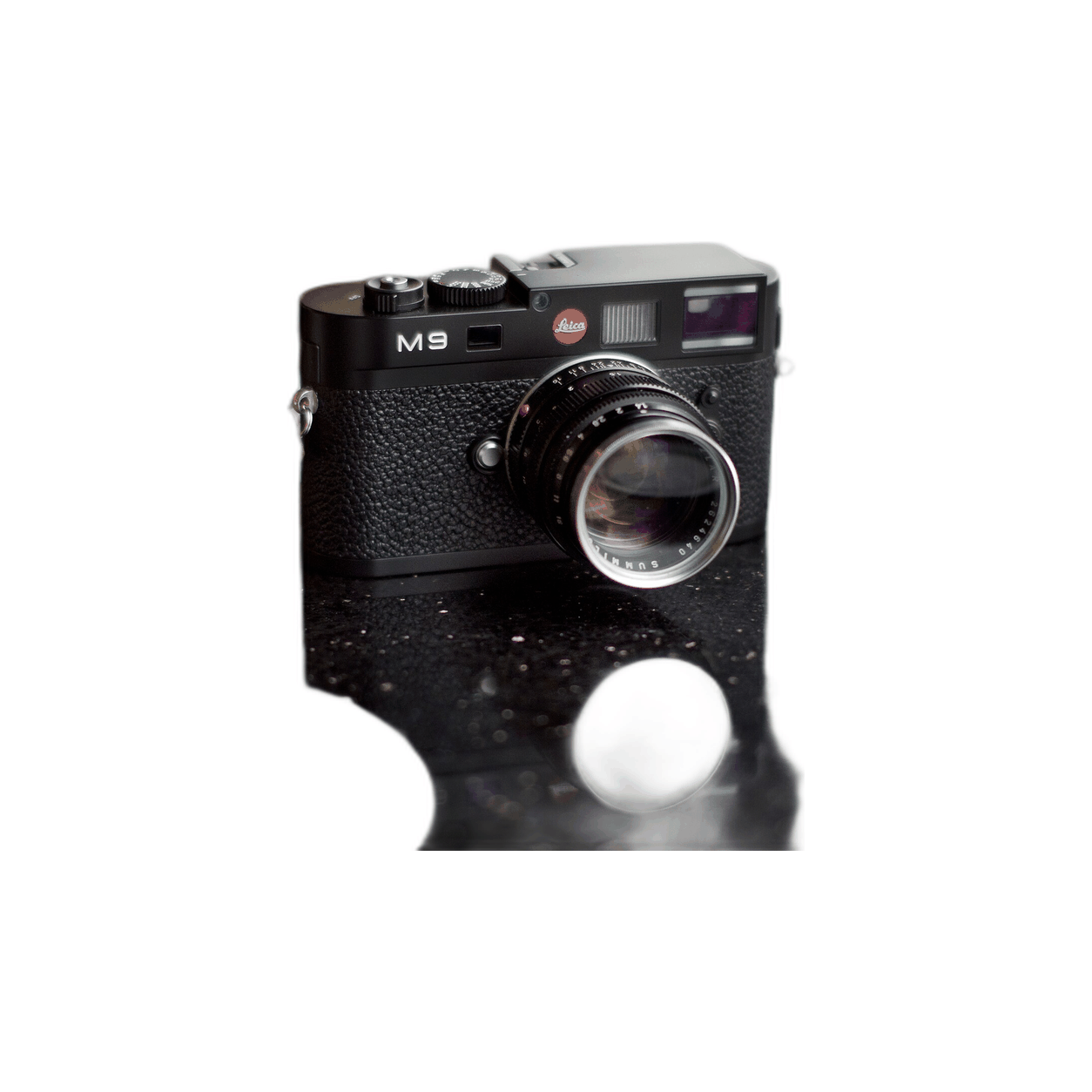 Archive illustration for Leica M9